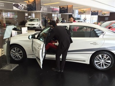 【無懼挑戰(zhàn) 全新英菲尼迪Q50L現(xiàn)已到店 貴陽中汽火熱預(yù)定中_貴州英菲尼迪新聞資訊】-汽車之家